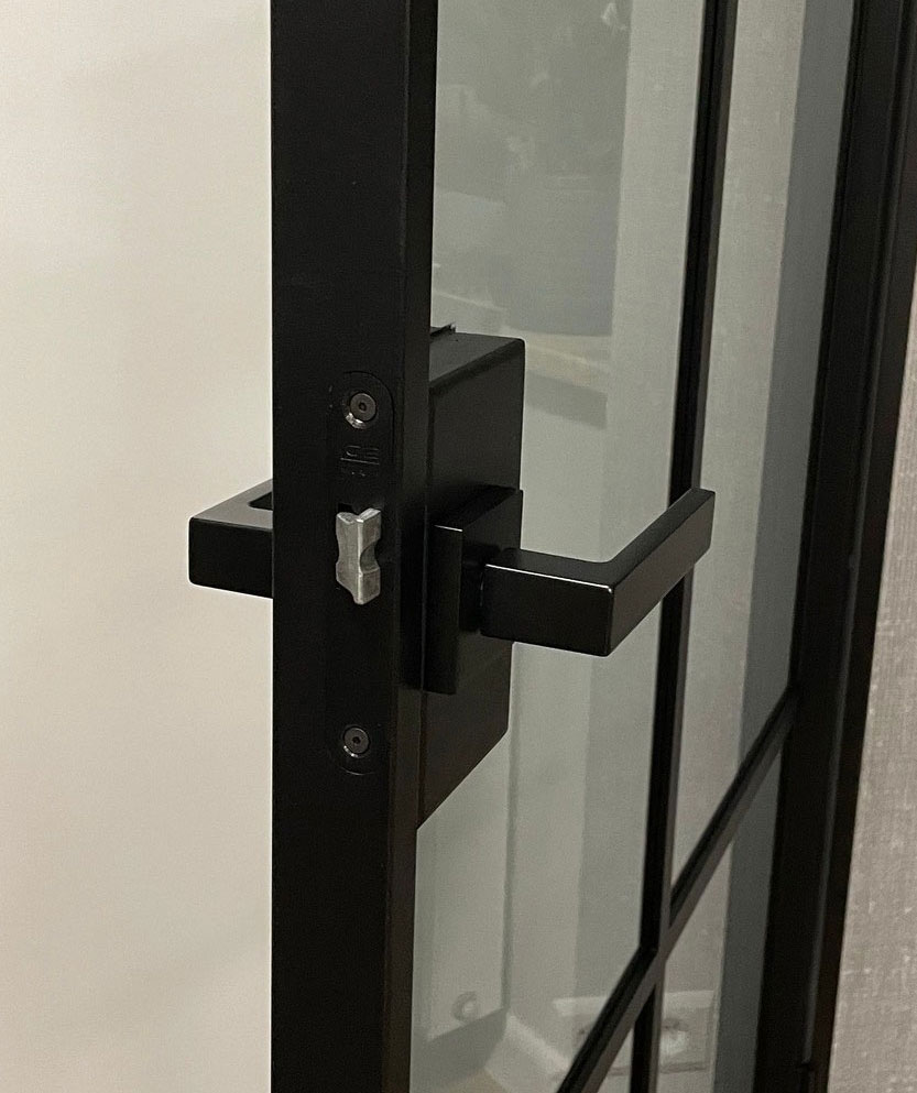 img 17 Lever latch handles for Metalglass steel door sets